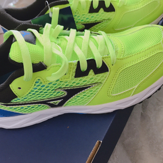 新品✨最終値下げ❣️23cm･KIDSシューズ