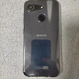 Android One S6 シムフリー使用なしのほぼ新品です。の画像