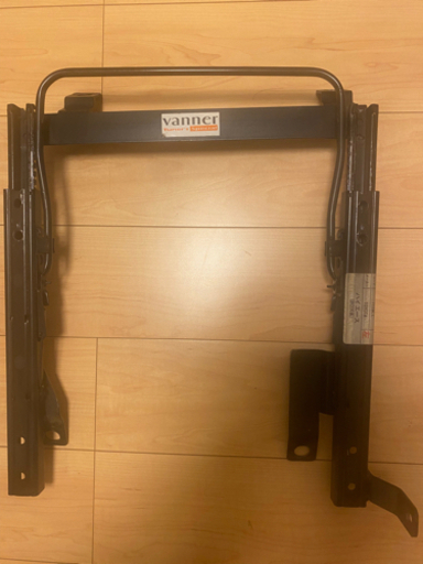 レカロ　Recaro ハイエース200系　助手席　シートレール