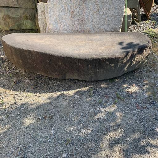 真壁石自然石沓脱石(2個あります)