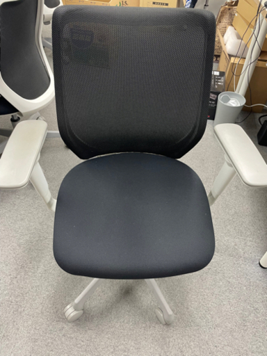 オカムラ　オフィスチェア　その6