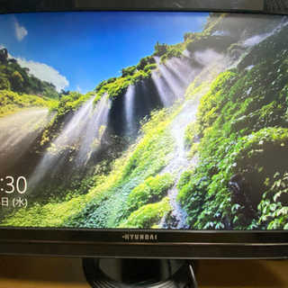 [商談中]ヒュンダイ　26インチモニター　モデル名: X260W あげますの画像