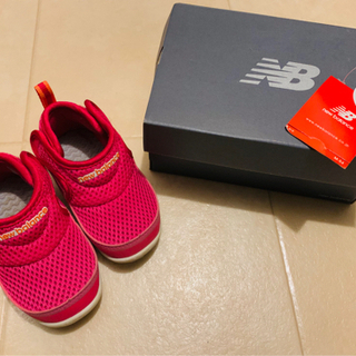 ニューバランス 水陸両用 pink 中古美品 13cm