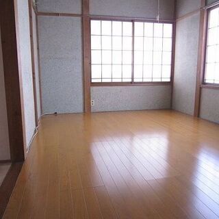 ☆家と土地を差し上げます‼️【10年賃貸で住んで下さい】       【妙高はねうまライン／二本木駅】（徒歩１６分）、コンビニ（歩１１分）、保育園（歩７分）、中郷小学校区、中郷中学校区です。 - 不動産