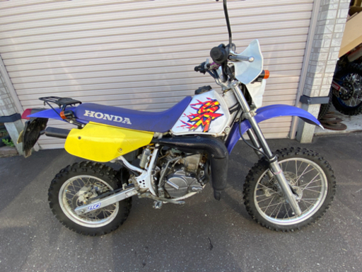 ホンダ　CRM80 通勤　林道　山菜取りなどに。