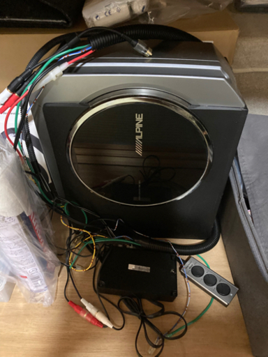 アルパイン　サブウーファー