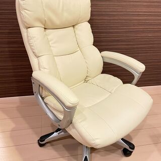 【中古】オフィスチェア ２脚 ダメージ無し8千円 ダメージ有り4千円