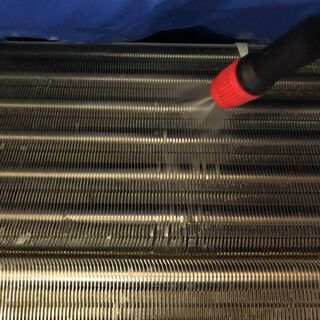 エアコン冷房シーズンも終盤を迎えます。エアコン内部の汚れを一掃しませんか。今ならレンジフードクリーニングを1台無料でプレゼント!! − 兵庫県