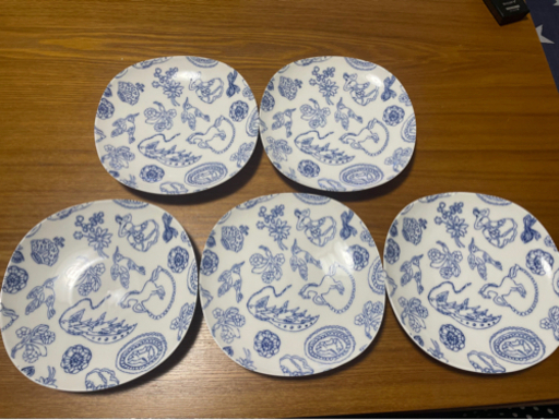 ブローチズ　Brooches 食器7点
