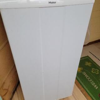 冷凍冷蔵庫差し上げます。