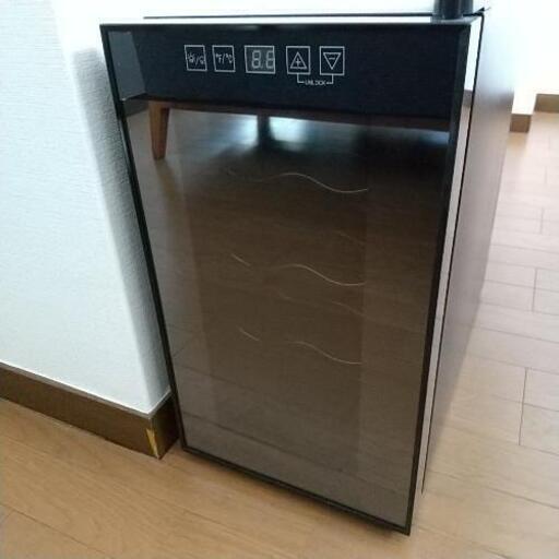 (取引先決まりました)8本収納　ワインセラー　ペルチェ冷却方式