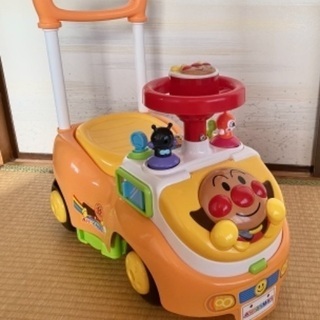 美品★アンパンマンよくばりビジーカー2