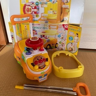 美品★アンパンマンよくばりビジーカー2の画像