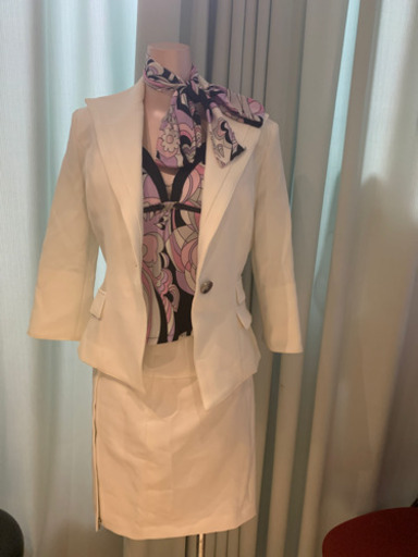 日本製　Mサイズ女性スーツセット