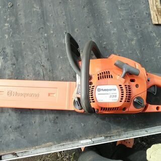 エンジン式チエンソ－ Husqvarma 236いかがですか