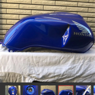 CB400SF Revo NC42 青色ガソリンタンクの画像