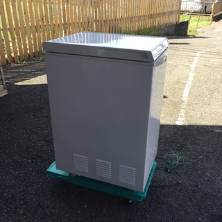 ☆ 引取歓迎 冷凍ストッカー ☆ エレクトロラックス 小型冷凍庫 65L 縦