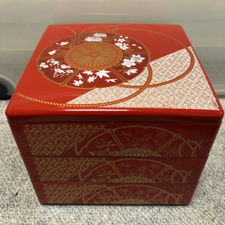 3段　重箱　お弁当箱　おせち　和食　洋食　中華