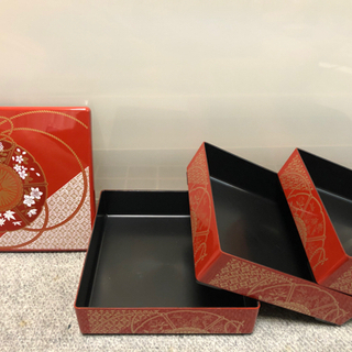 3段　重箱　お弁当箱　おせち　和食　洋食　中華の画像