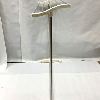 売切りセール！タオルハンガー ホワイト 物干し台 幅76×奥行25×高さ85㎝ バスタオル ランドリー用品 Hの画像