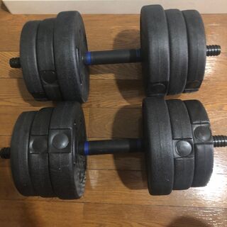 ダンベル　１０ｋｇ*2 解体可能、2㎏プレート*4, 1.5プレート*4, 1.25プレート*4の画像