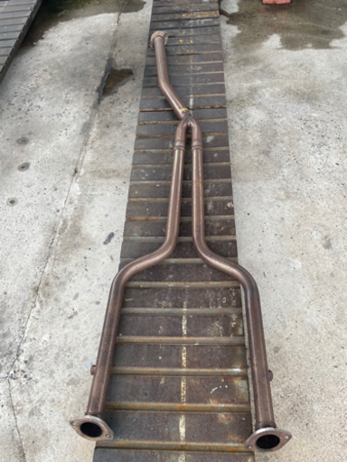 クラウン中間ストレートマフラー