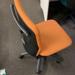 【8/20迄】椅子1脚500円で売ります(合計13脚)の画像