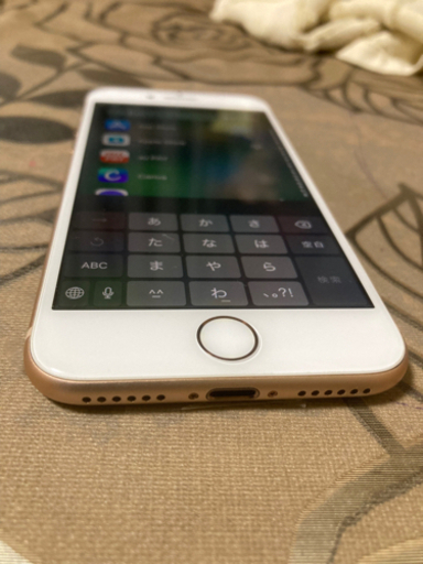 iPhone8 64GB SIMロック解除済　