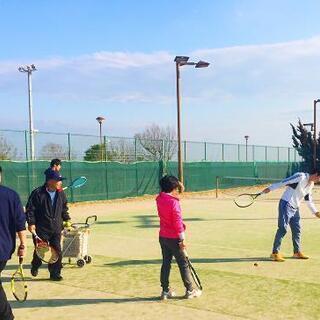 9月12日 垂水テニス会🎾初級初心者🔰、コート1面3時間サーティーフォーティー - 神戸市