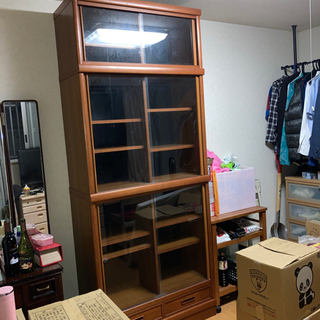 【9月末廃棄予定】ガラス戸付き本棚