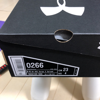 スニーカー　23cm  アンダーアーマーの画像