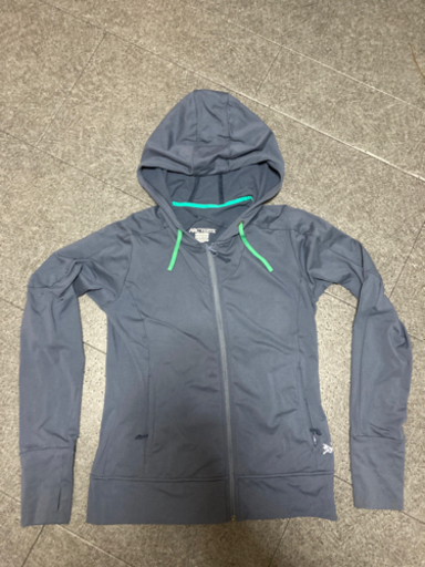 アークテリクス ソリタ パーカー