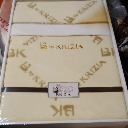 お値下げ！【新品のブランド毛布！美品です！】イタリア Krizia　綿毛布　シングル