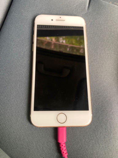 iPhone7 シャンパンゴールド 128GB docomo