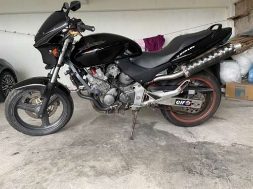 ホンダ　ホーネット250初期型　フロント17インチ