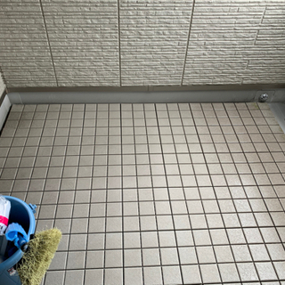 バルコニーの掃除のお仕事です✨