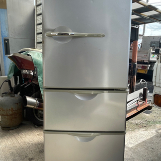 冷蔵庫　サンヨウ225L