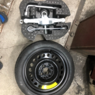 未使用品 E12 日産 ノート スペアタイヤ セット