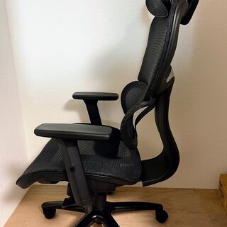 【新品】ほぼ半額　メッシュのハイバック・デスクチェア　エルゴノミクスデザインの画像