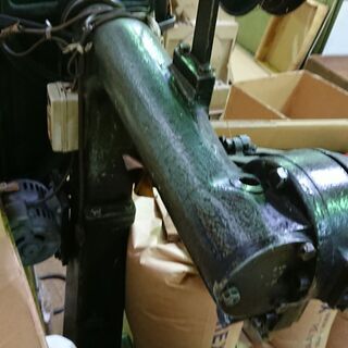 スティッチャー 平線での足踏みホッチキスです。