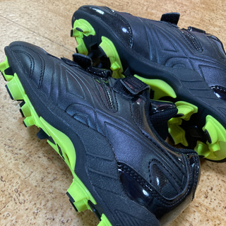 未使用美品:野球シューズ21cmの画像