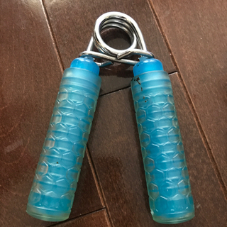 ハンドグリッパー　トレーニング器具　３点の画像