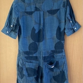 ★ARMANI JEANS★ 夏にピッタリ！　ショートパンツのオールインワン♪の画像