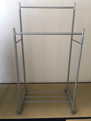 無印良品ハンガーラック（キャスター付）