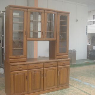 食器棚　両面扉の画像