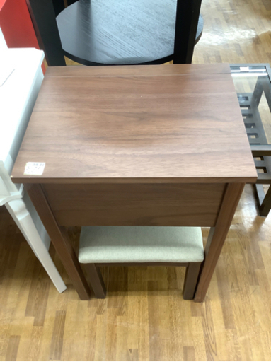 1面ドレッサー　無印良品　イス1脚付　ブラウン　角欠け有　ウォールナット材　345