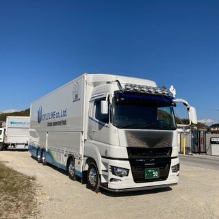 業務拡大にともない大型ドライバー募集！！　10ｔ低床ウィング車の画像