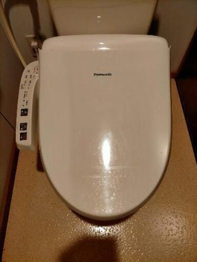 ①ウォシュレットになります。