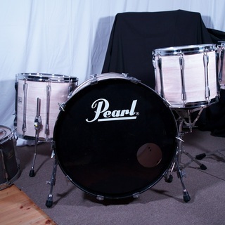 値下げしました3! 中古 Pearl professional MX シリーズ　ドラムセット(太鼓のみ）の画像