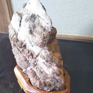 水石　鑑賞　台座付き　3.3キロの画像